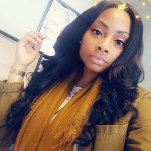 Meet your Posher, Benitria